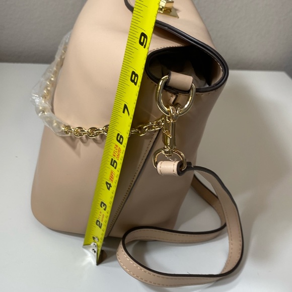 NWT Antonio Melanin turn lock crossbody bag taup color - Picture 8 of 11